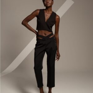 Παντελόνι μαύρο με χιαστί σχέδιο στη μέση KOOP