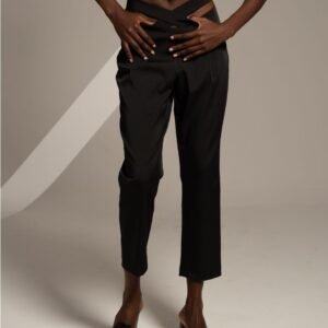 Παντελόνι μαύρο με χιαστί σχέδιο στη μέση KOOP