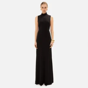 HIGH-NECK BLACK GOWN