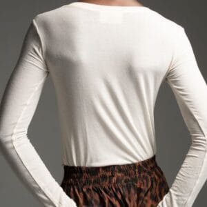 Off-white Τοπ με V λαιμόκοψη και μακριά μανίκια MARION