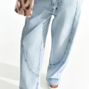 LIGHT BLUE DENIM