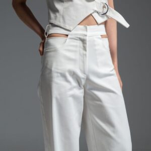 Off-white παντελόνι σε άνετη γραμμή με ανοίγματα στην τσέπη HAZEL