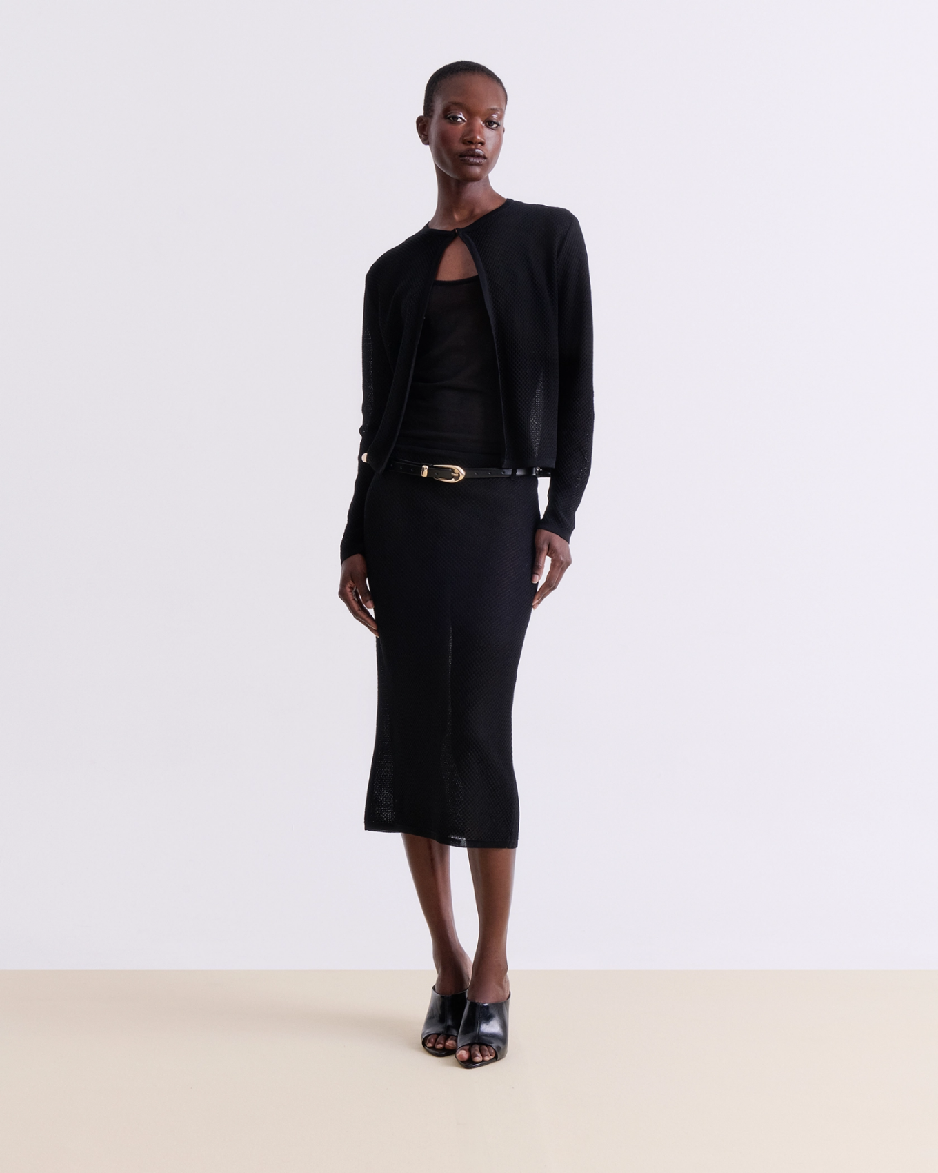 BLACK KNIT MIDI SKIRT