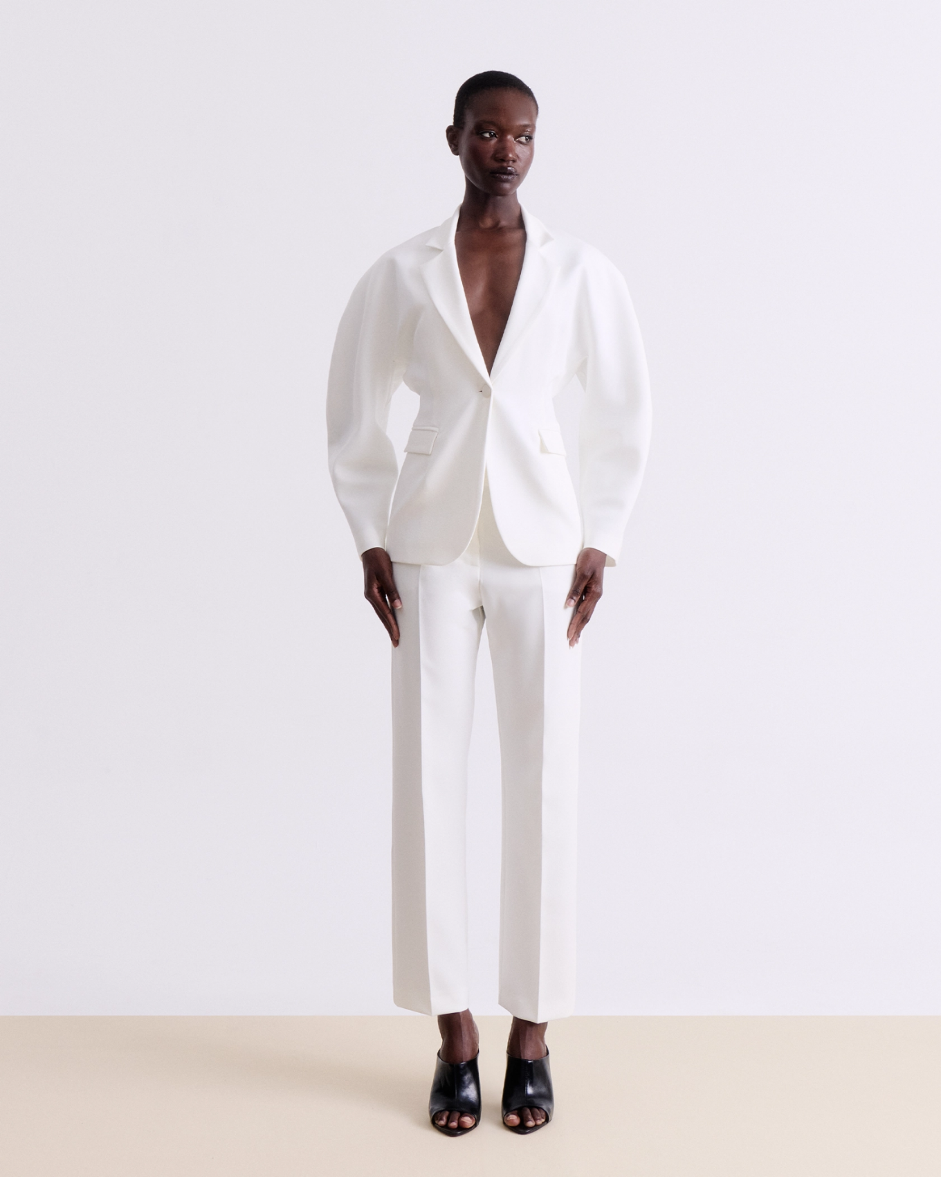 WHITE TAILORED PANTS WITH NERVIR