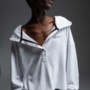 Λευκό πετσετέ hoodie με μαύρες λεπτομέρειες CELINA