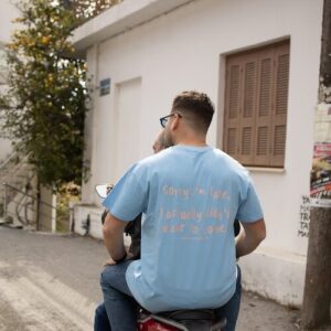 Unisex Τ-shirt blue I’m late