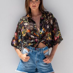 Ψηλόμεσο μπλε τζιν σορτς με cut-outs στις τσέπες ILONA