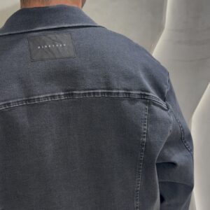Ανδρικό Oversized Denim Jacket σε Μαύρο Χρώμα με Logo στην Πλάτη