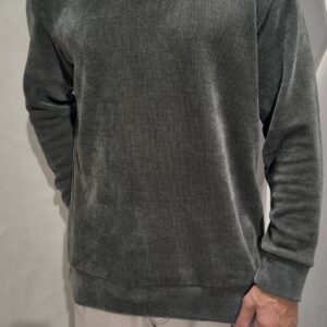 OVERSIZED CROP T-SHIRT WITH GOTHIC GRAPHIC